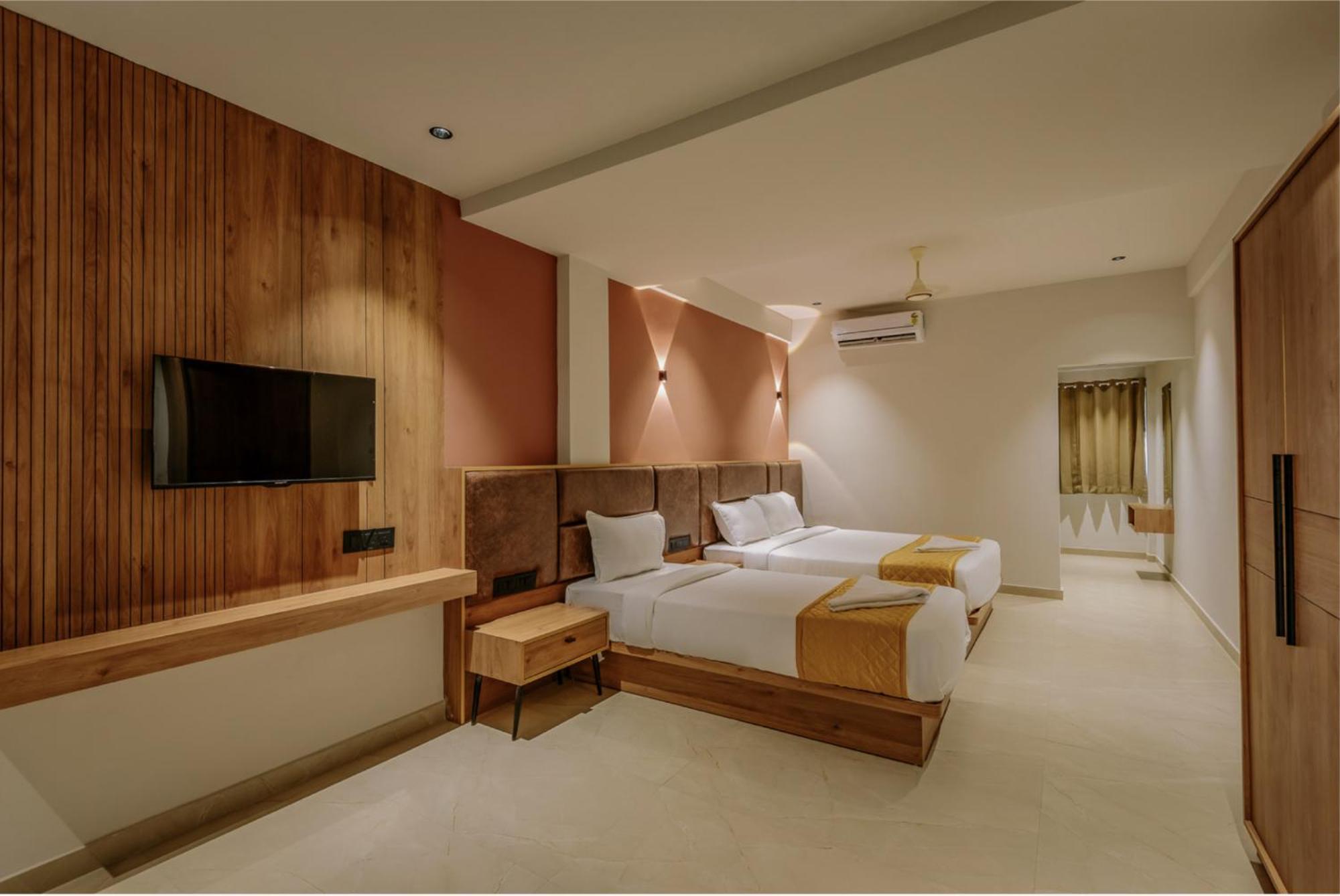 Hotel Beverly Plaza Kozhikode Buitenkant foto