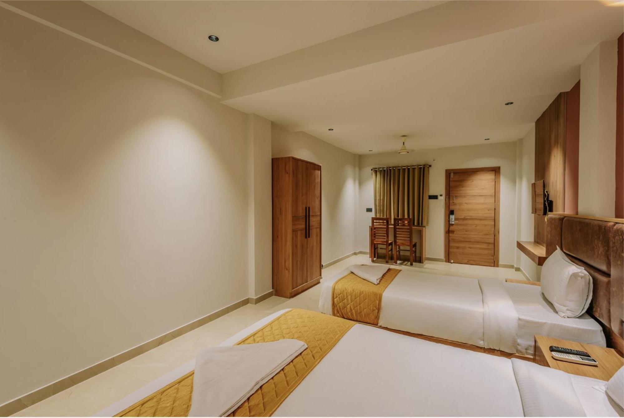 Hotel Beverly Plaza Kozhikode Buitenkant foto