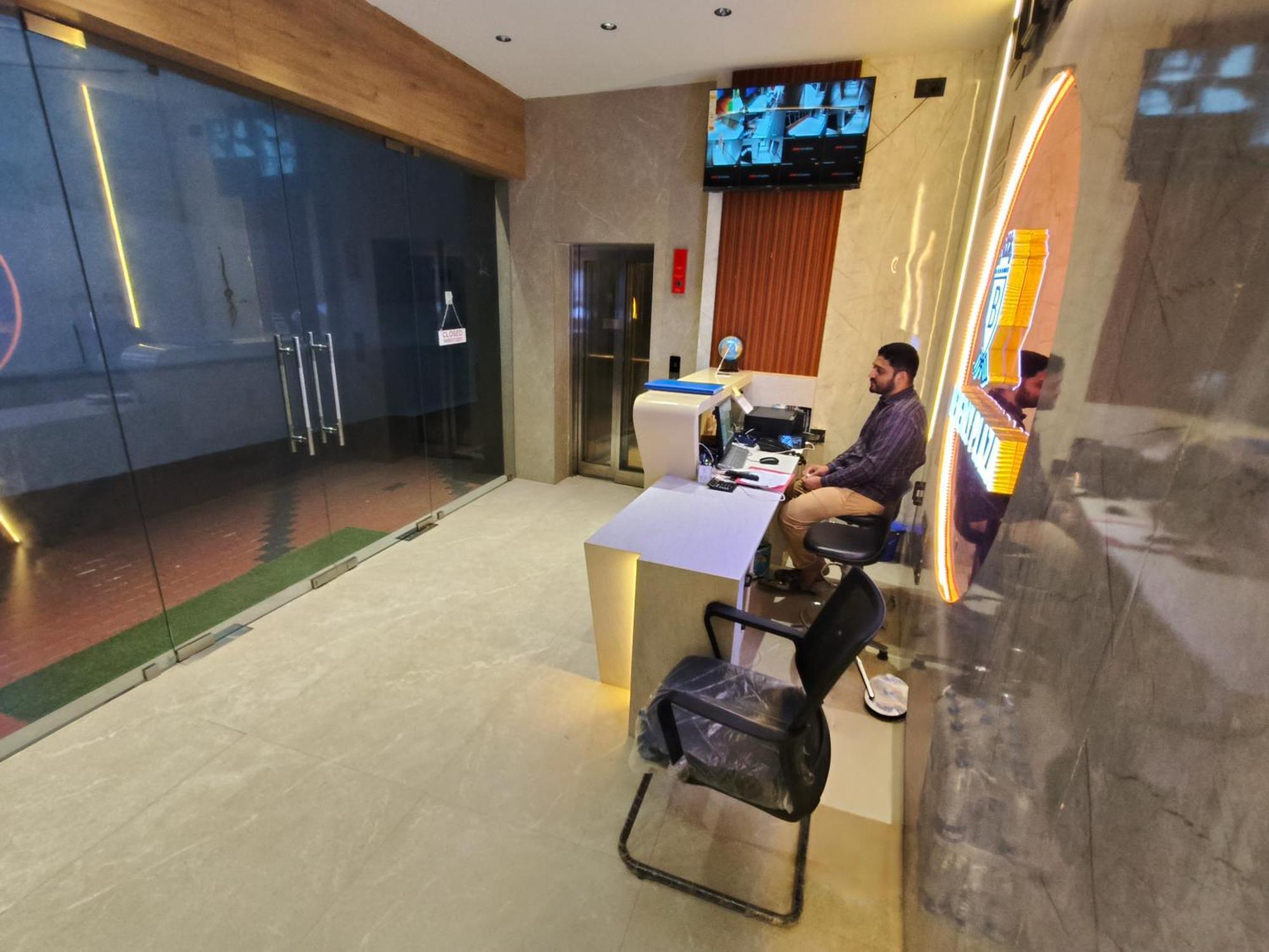 Hotel Beverly Plaza Kozhikode Buitenkant foto
