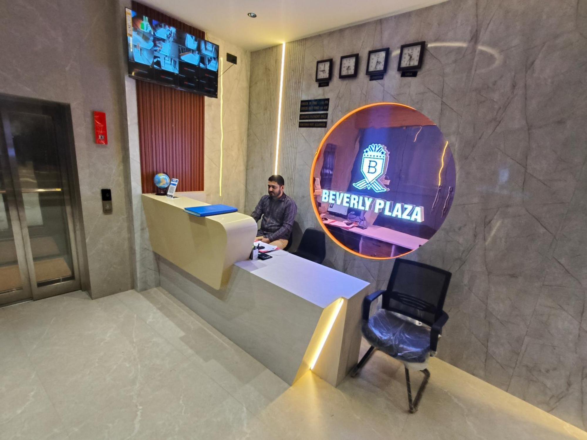 Hotel Beverly Plaza Kozhikode Buitenkant foto