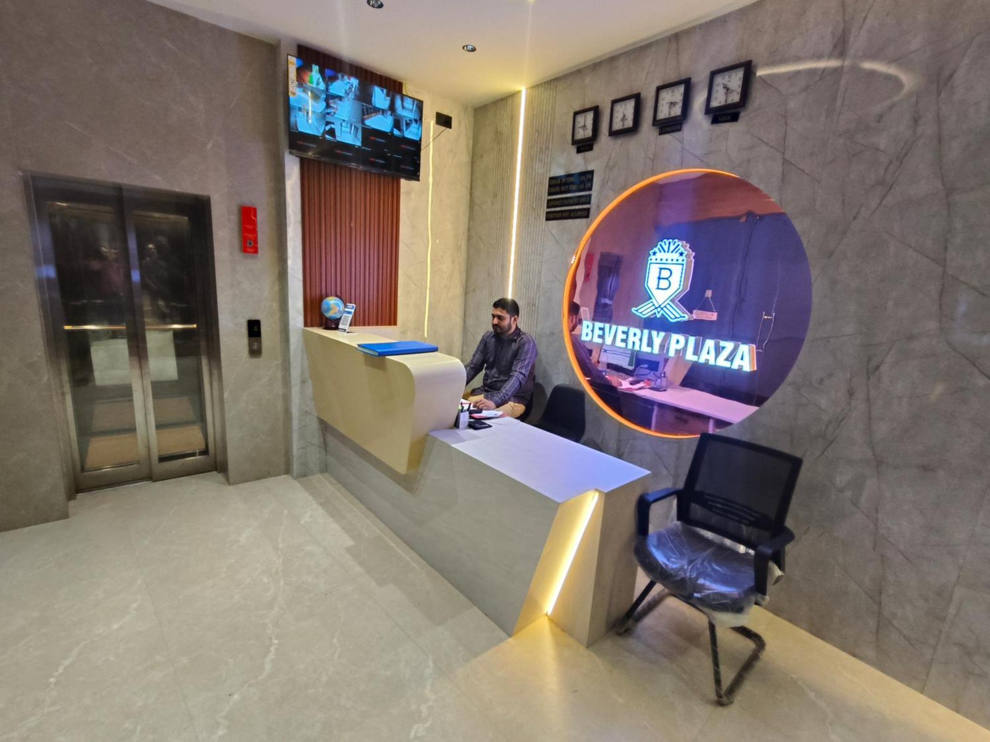 Hotel Beverly Plaza Kozhikode Buitenkant foto